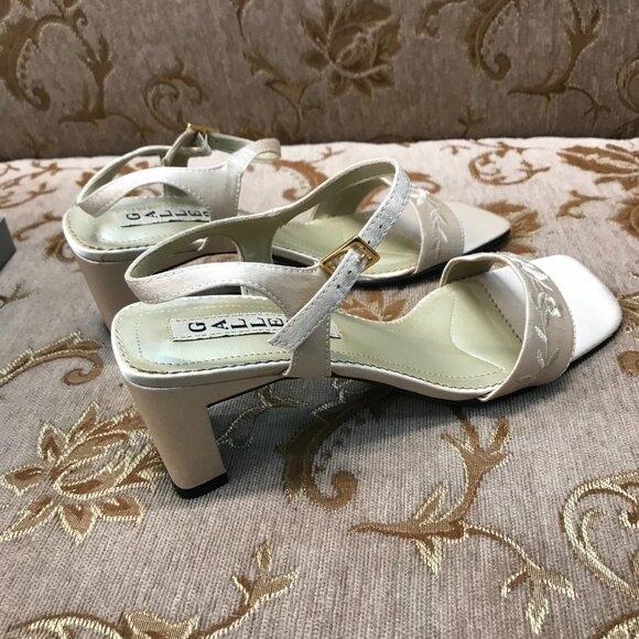 GORGEOUS Champagne Satin Ankle-Strap Sandals, Embroidered Formal Pump Dress Shoe - Picture 11 of 16